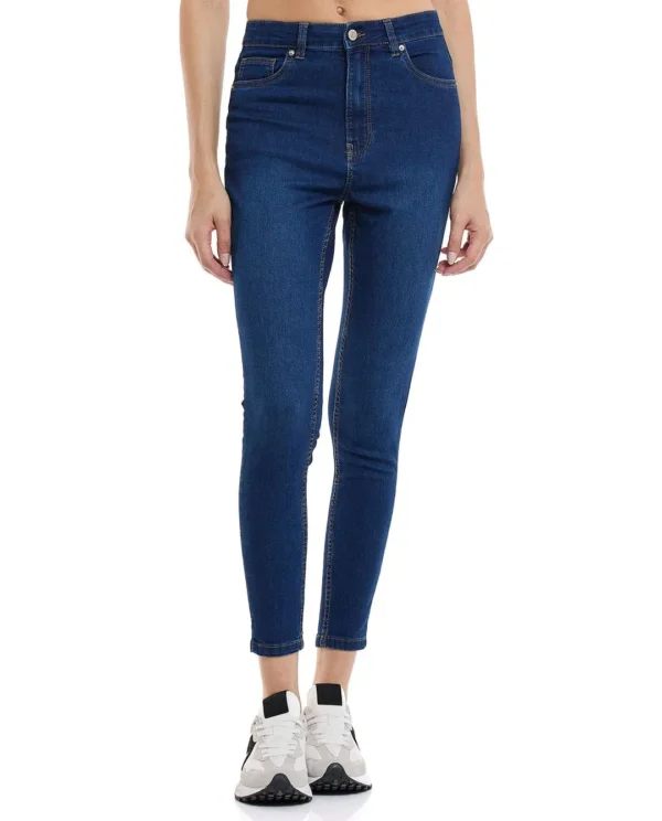 6eaf0976-d913-4de5-968d-46def5062846_size1080_cropCenter Solid Skinny Fit Jeans